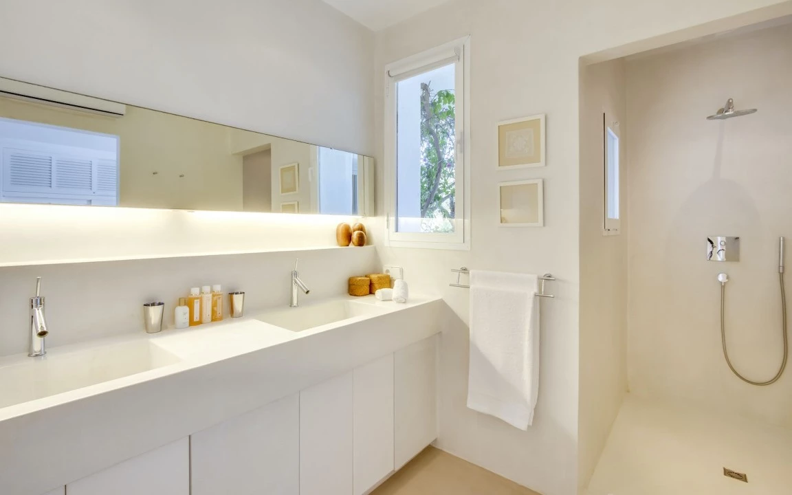 1681371921-Luxury real estate Ibiza to rent villa can Can Elisabeth spain property bathroom .webp